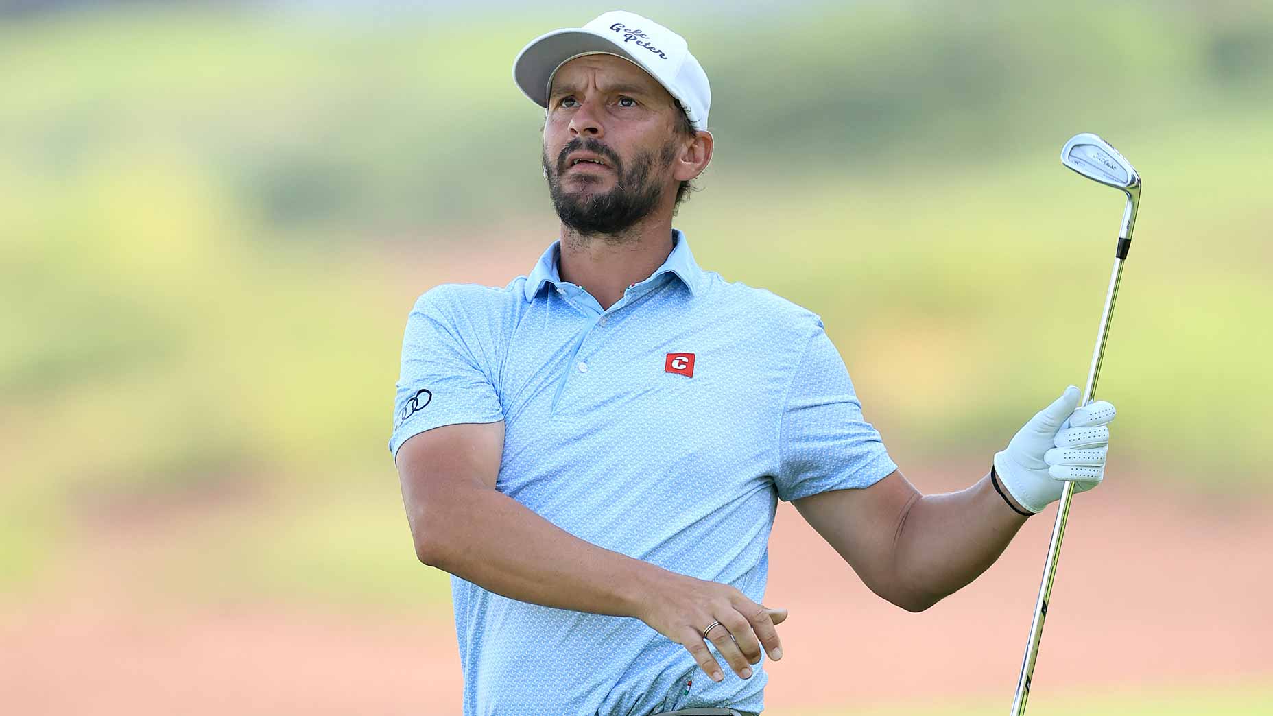 'Disgrace': Pros protest exclusion from big-money event