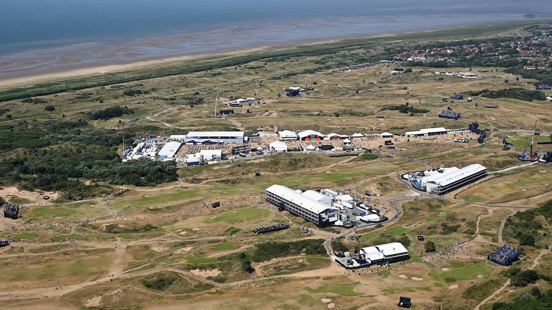 Who does a 'burnt out' Royal Birkdale favor at Open Championship?