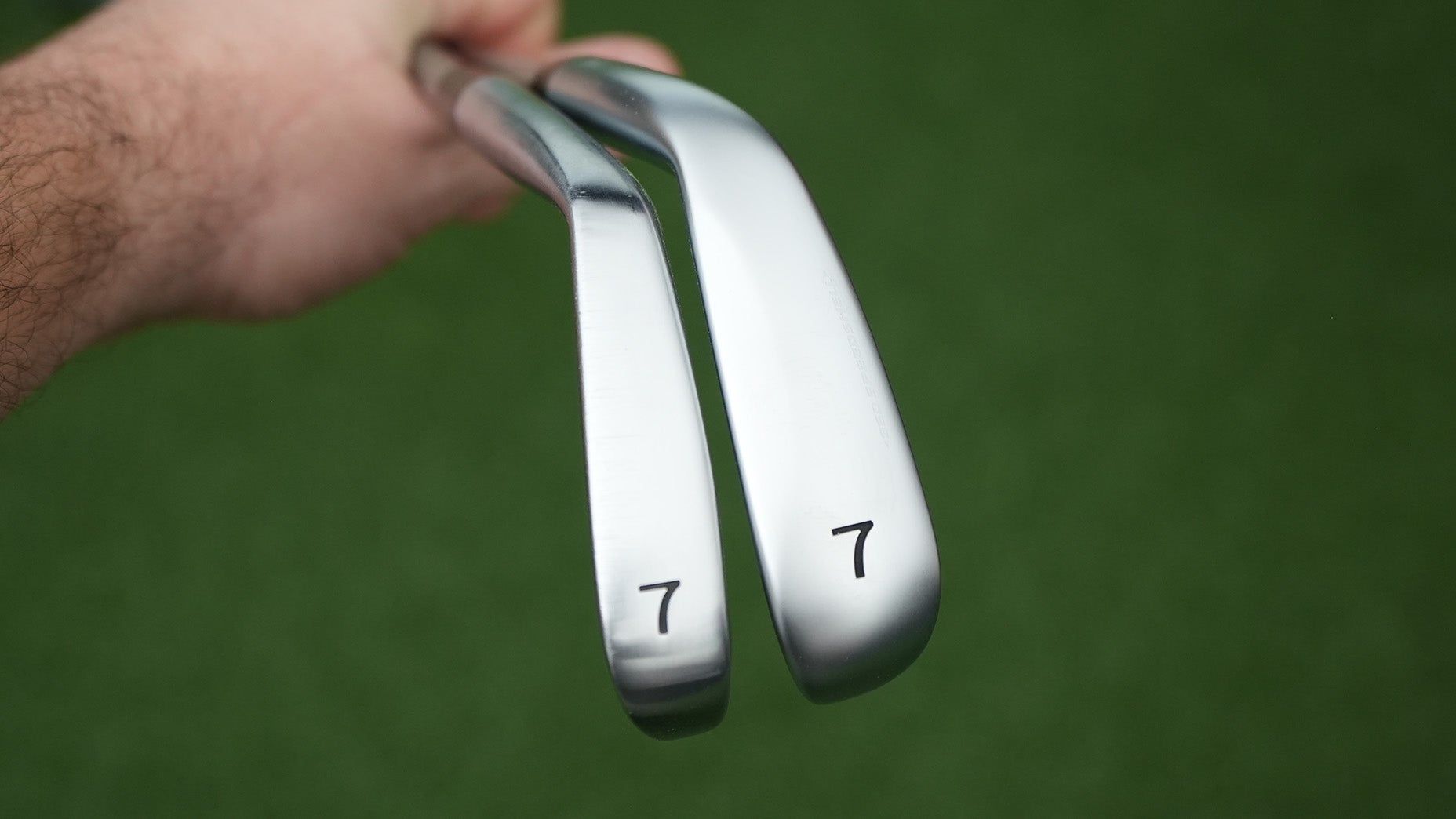 Cobra King and Cobra 3DP.MB Sole Comparison