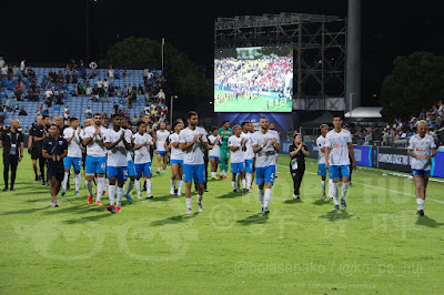 LCS players and staff showing their appreciation to fans after the #ACLTwo Final match at Bishan Stadium