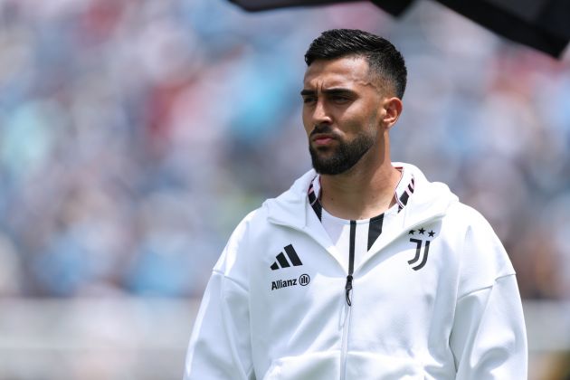 Nico Gonzalez on the pitch for Juventus