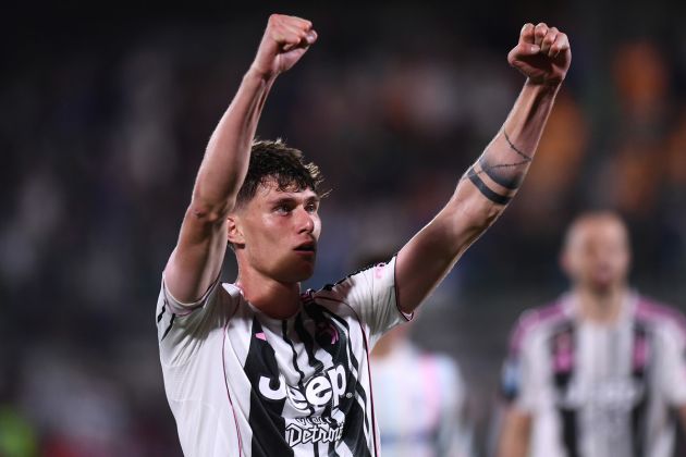 Nicolo Savona saluting Juventus fans