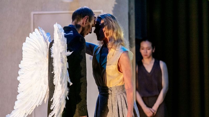 Tanztheater Wuppertal Pina Bausch — Bon Voyage, Bob - Alan Lucien Øyen. Photo by Mats Bäcker